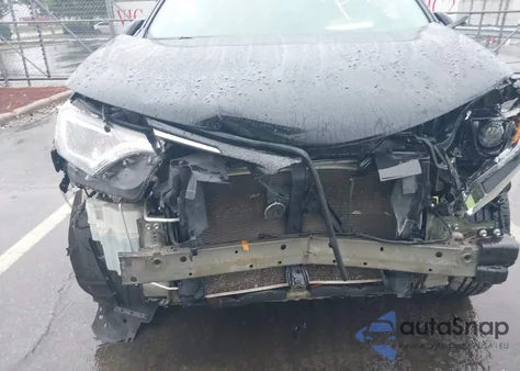 2018 Toyota Rav4 Le z USA, uszkodzony, nr VIN 2T3ZFREV6JW451722